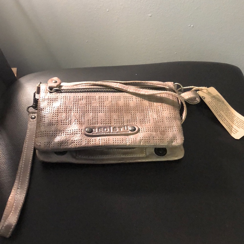 Crossbody/Wristlet Bedstu